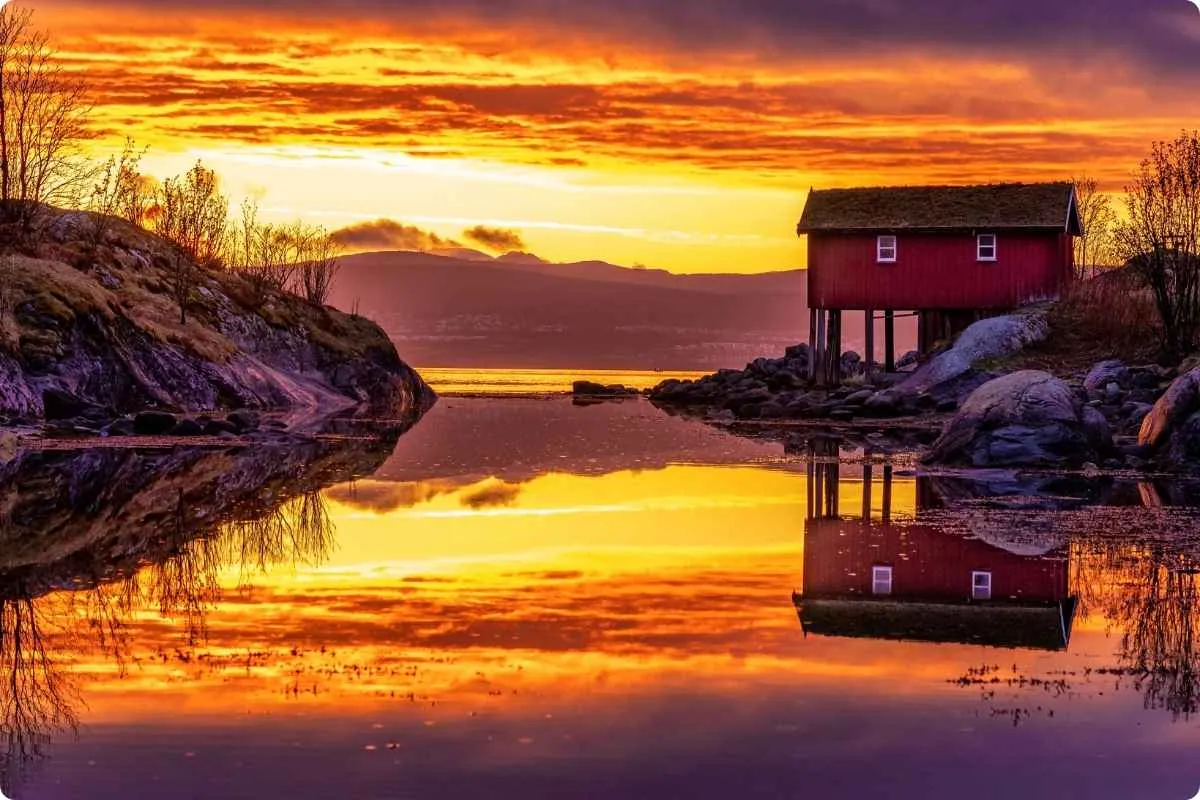 Midnight Sun & Fjords of Norway