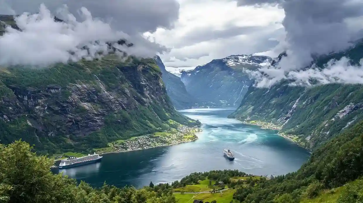 Norway Fjords & Northern Lights Combo