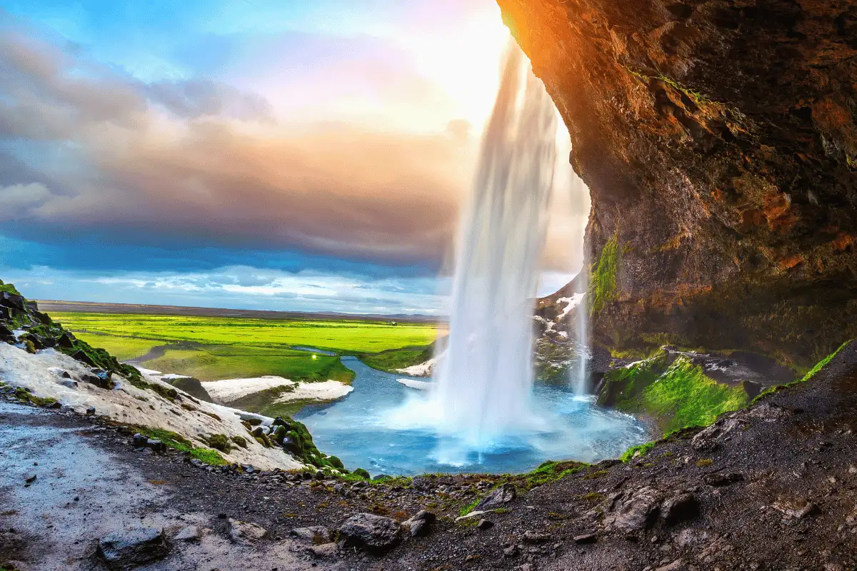 Iceland Complete Experience Golden Circle to Arctic North